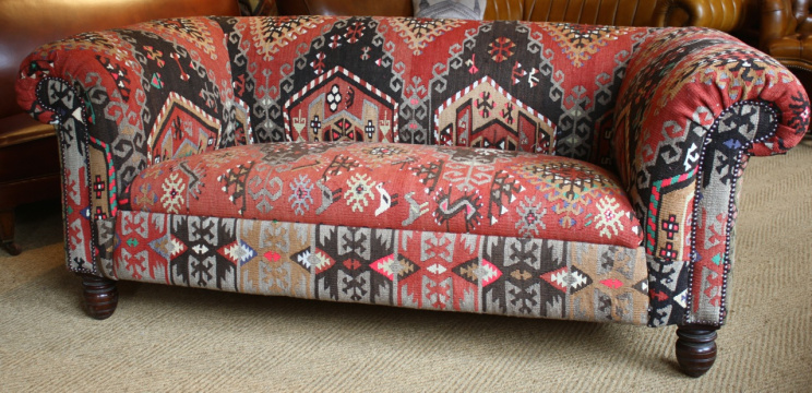 Kilim Antique 2-seater Chesterfield